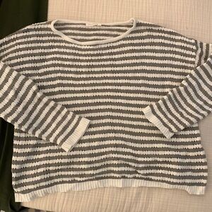 Neuflora Sweater